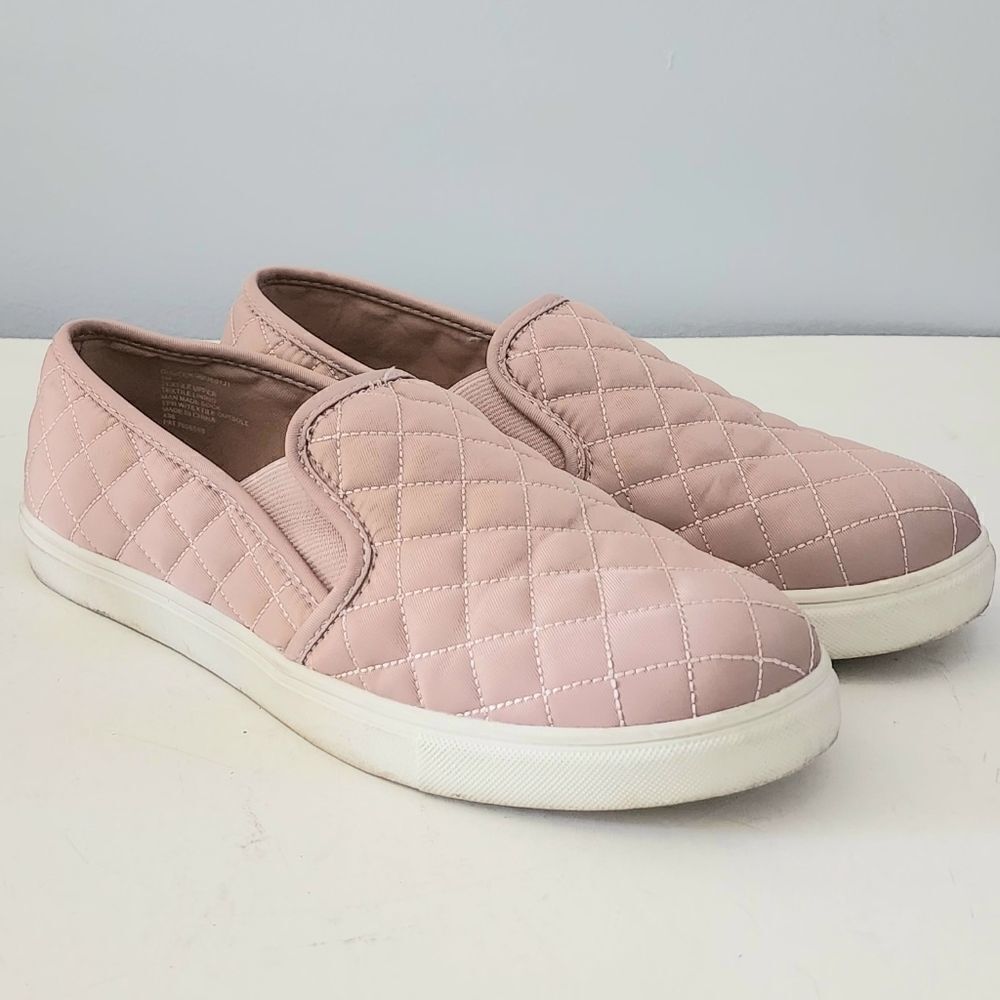 Madden Girl quilted slip on shoes blush pink women's size 9